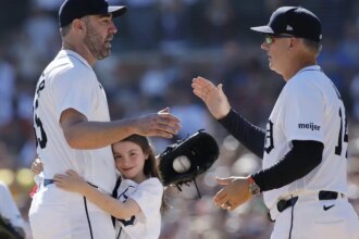 Justin Verlander Ends Legendary Career With Heartwarming Hug From Daughter