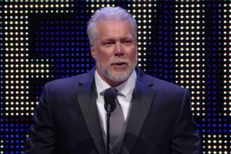 Kevin Nash Says He Cost Everyone The Kliq Angle When He Blew His Leg Out