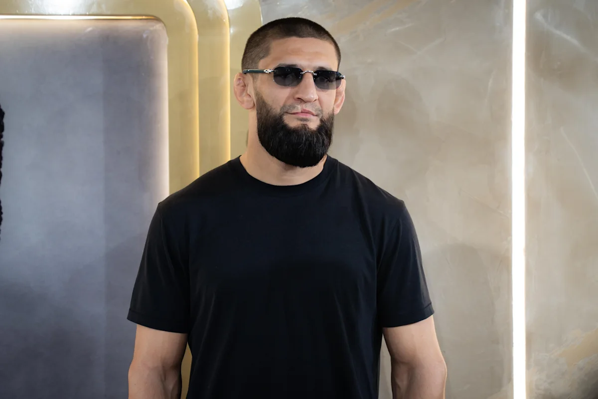Khamzat Chimaev details injuries causing time off, plans to challenge for UFC middleweight title again