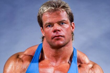 Lex Luger Credits WWE Hall of Famer for Supporting Him During Hour-Long Rookie Match