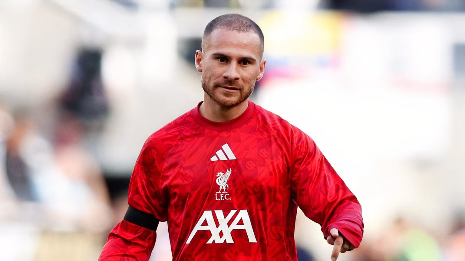 Liverpool ready move to re-sign "Gerrard-esque" star