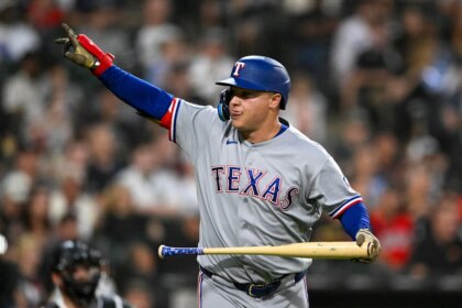 Lone Star Ball Reacts Survey: Pending Free Agents