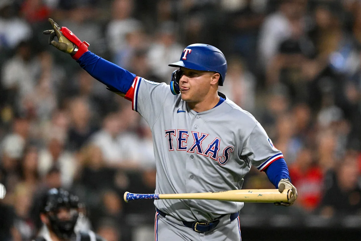 Lone Star Ball Reacts Survey: Pending Free Agents
