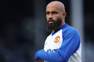 Man Utd hold talks to sign 57-cap star with same agent as Mbeumo