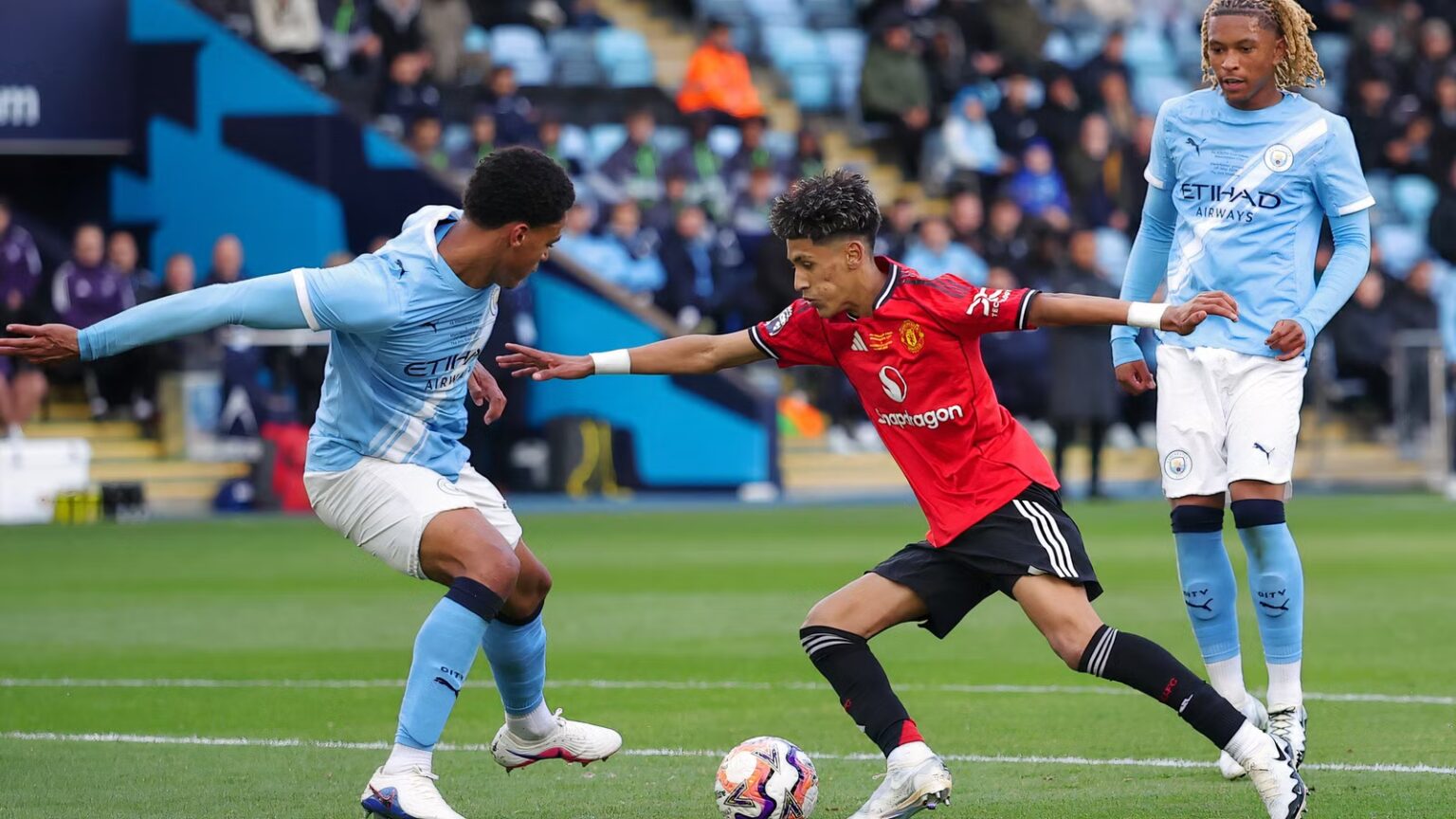 Man Utd in JJ Gabriel new contract talks as U-turn chance emerges