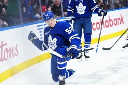 Maple Leafs' Jim Hiller praises Easton Cowan and standout players on first day of camp