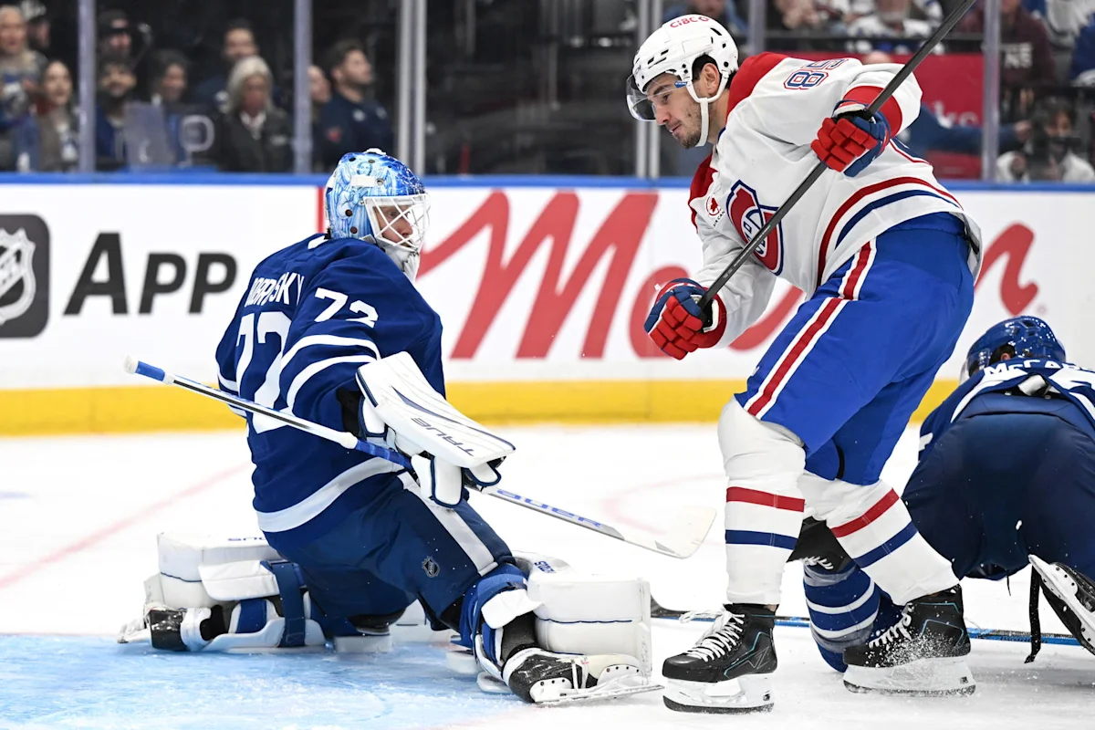 Maple Leafs teammates and coach Jim Hiller emphasize Sergei Bobrovsky's importance