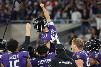 NFL Week 3 Delivers Historic Finishes; Final Regular-Season MLB Power Rankings and Playoff Bracket Released