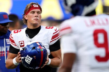 NFL quarterback injuries reach panic level as MLB playoff picture takes shape