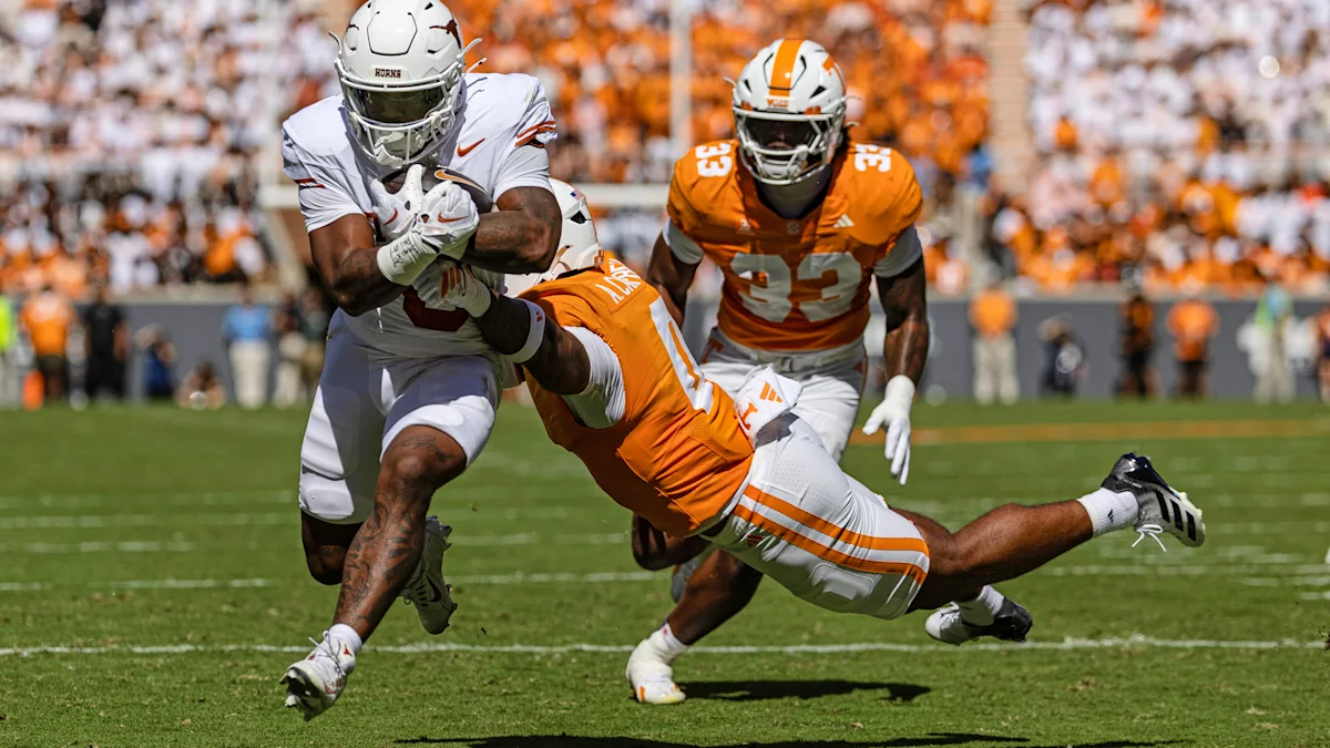 No. 1 Texas survives penalties, special teams errors to stave off No. 14 Tennessee's miraculous comeback bid