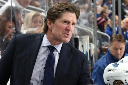 Oilers hire Mike Babcock amid controversy at critical franchise juncture