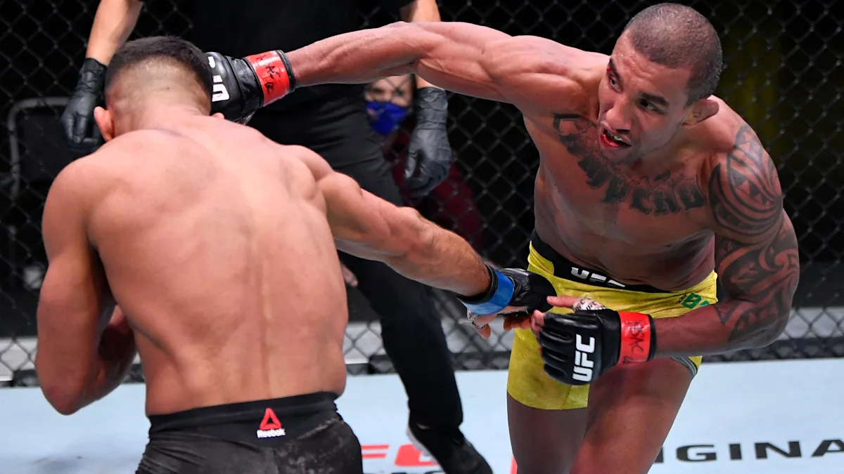 Raoni Barcelos wins Fight of the Night vs Khalid Taha at UFC Vegas 121