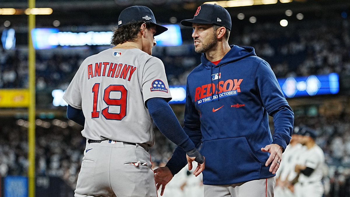 Red Sox rely on Roman Anthony despite nagging hand injury in Yankees series