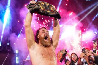 Sami Zayn Defeats Kevin Owens to Retain Undisputed WWE Title in SmackDown Main Event