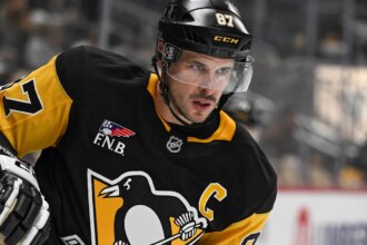 Sidney Crosby discusses new linemate and retirement plans