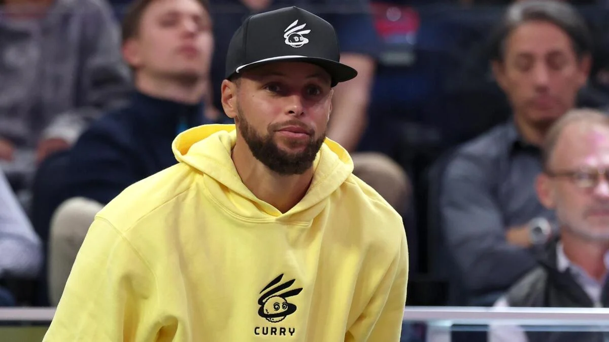 Stephen Curry explains why he hasn't signed contract extension with Warriors