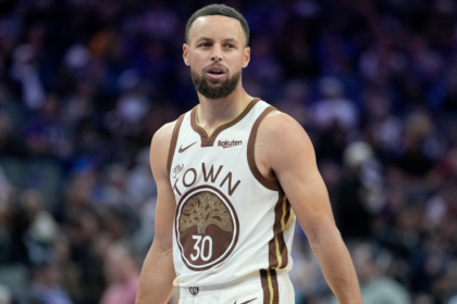 Stephen Curry has no interest in following LeBron James' free agency path