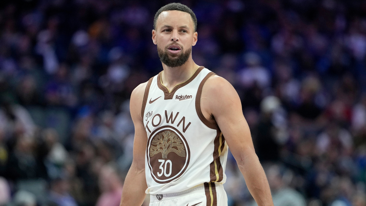 Stephen Curry has no interest in following LeBron James' free agency path
