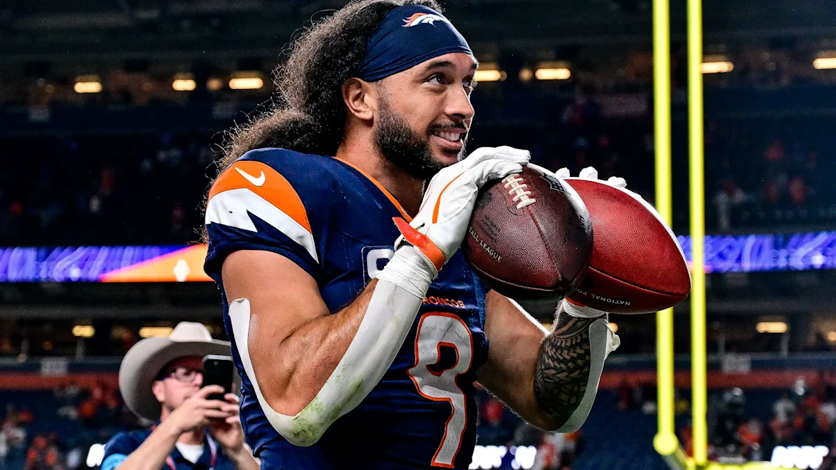 Sunday featured 12 one-score games, tying single-week NFL record