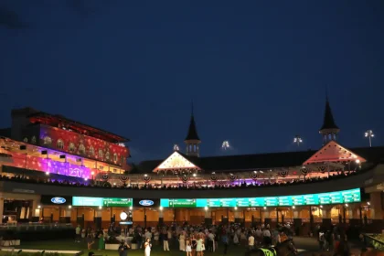 Three Jockeys Hospitalized After Churchill Spill, Race Declared No Contest