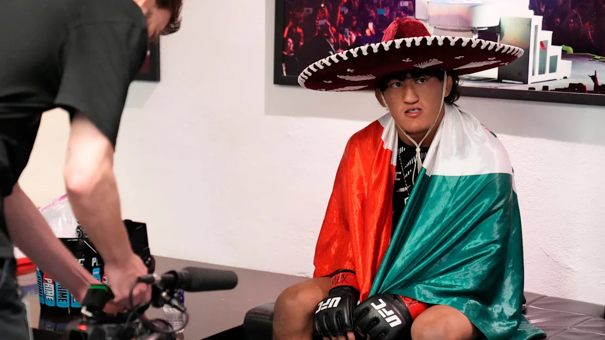 UFC Vegas 121 preview: Rosas Jr. vs Barcelos main and co-main event predictions