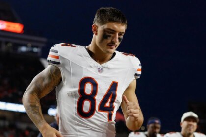Why Bears TE Colston Loveland has only one catch through two games
