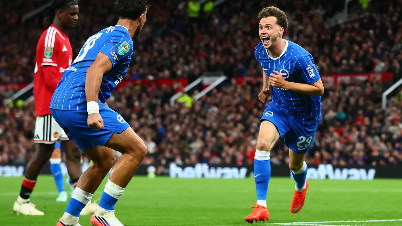 Man United Eliminated From English League Cup After Losing 2-0 Lead to Brighton