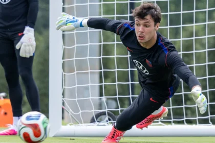 Diego Kochen, who grew up with Lamine Yamal at Barcelona, seeks USMNT breakthrough.