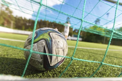 Taylor Swift the soccer player joins Widnes Town FC and scores in debut's 22nd minute