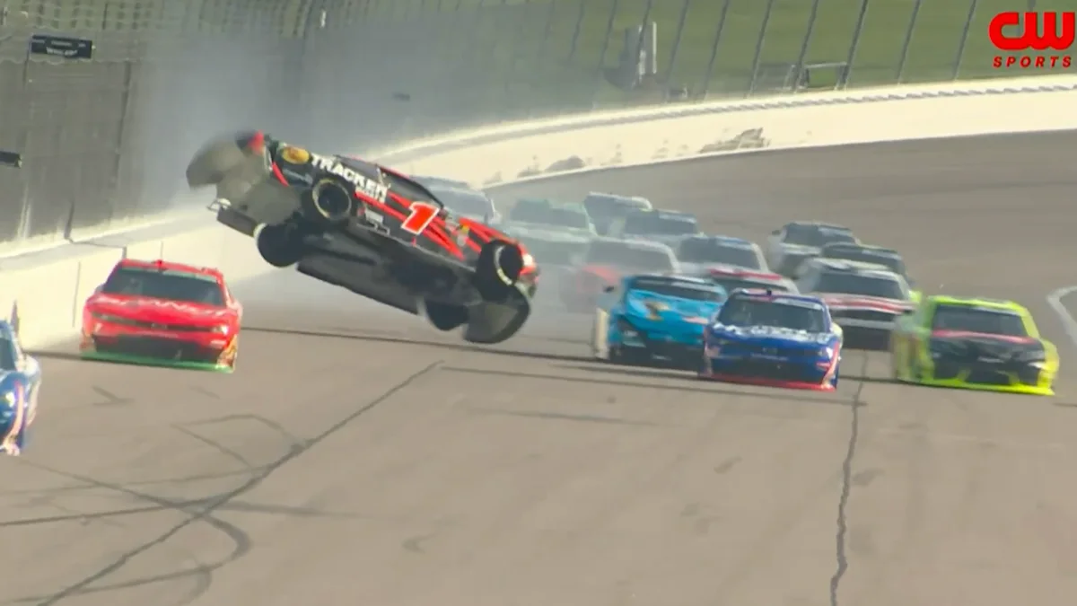 NASCAR: Carson Kvapil's car flips less than 2 laps into O'Reilly Series race at Kansas