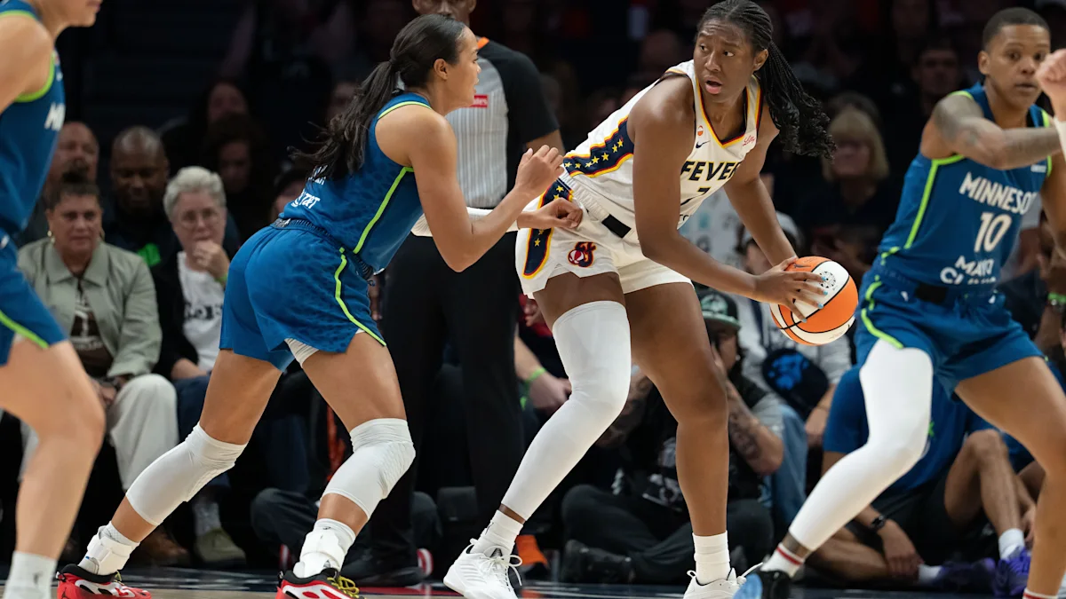 Indiana Fever star Aliyah Boston exits finale vs Lynx; details reported
