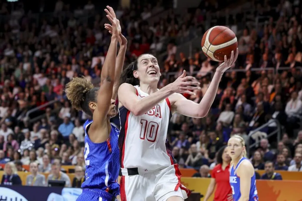 Stewie Remains an International Standard, While Clark and Reese Are Both Teammates and Friends