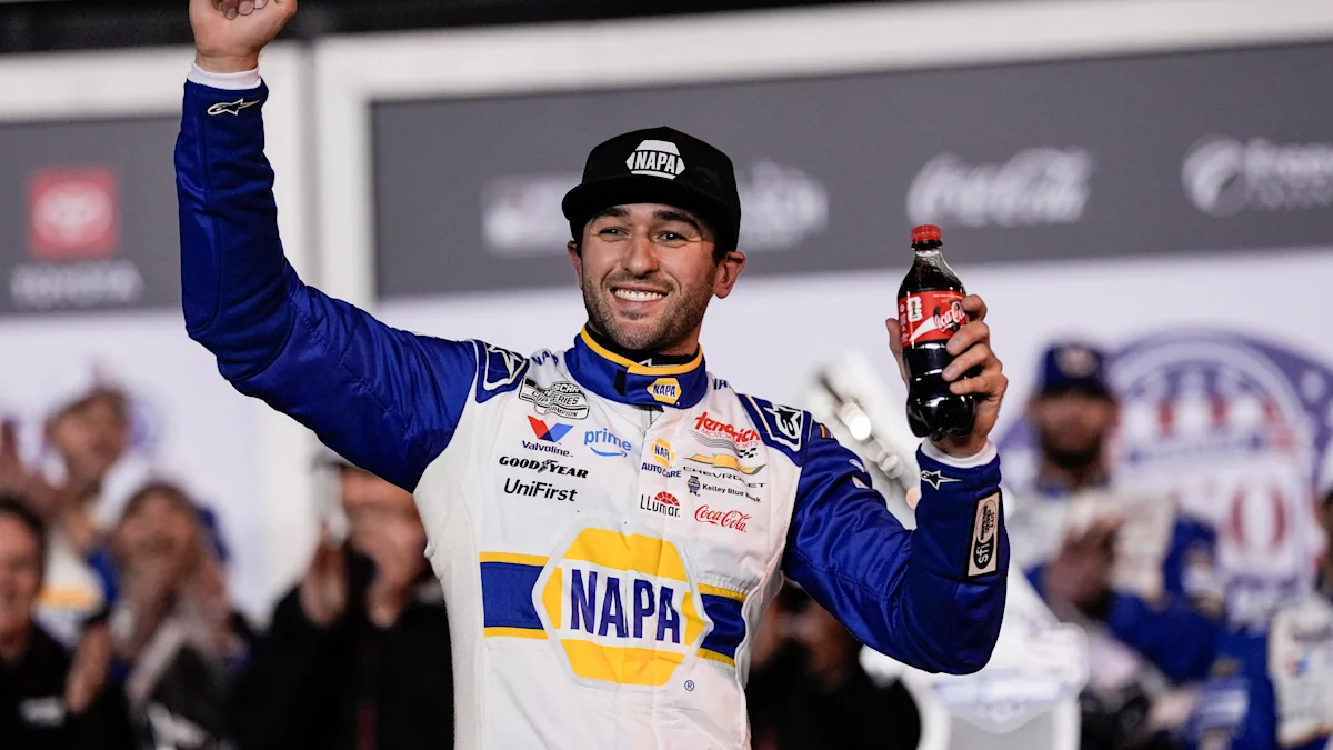 Joey Logano and Chase Elliott win Daytona 500 Duel races as Casey Mears and Anthony Alfredo qualify