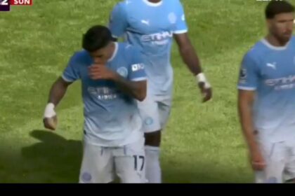 Watch: Enzo Fernandez caught in bizarre moment with Marc Guehi during Man City win vs Sunderland
