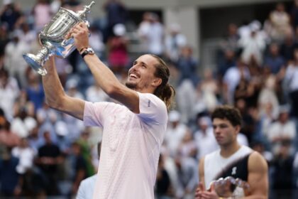Zverev snags No. 1 ranking with Alcaraz loss, Sinner injury