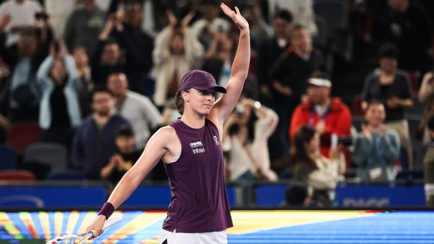 Iga Swiatek advances to quarterfinals at Wuhan Open