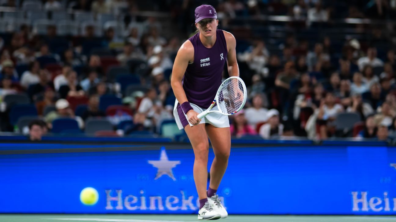 Iga Swiatek withdraws from Ningbo Open with left thigh injury