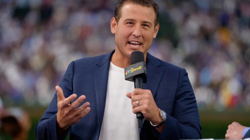 Anthony Rizzo provides analysis during AL Wild Card Series