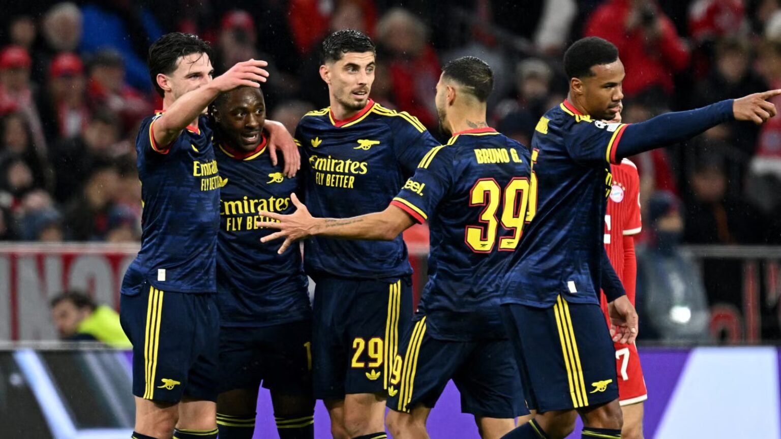 Arsenal make January approach to sign £80m Premier League star wanted by Tottenham