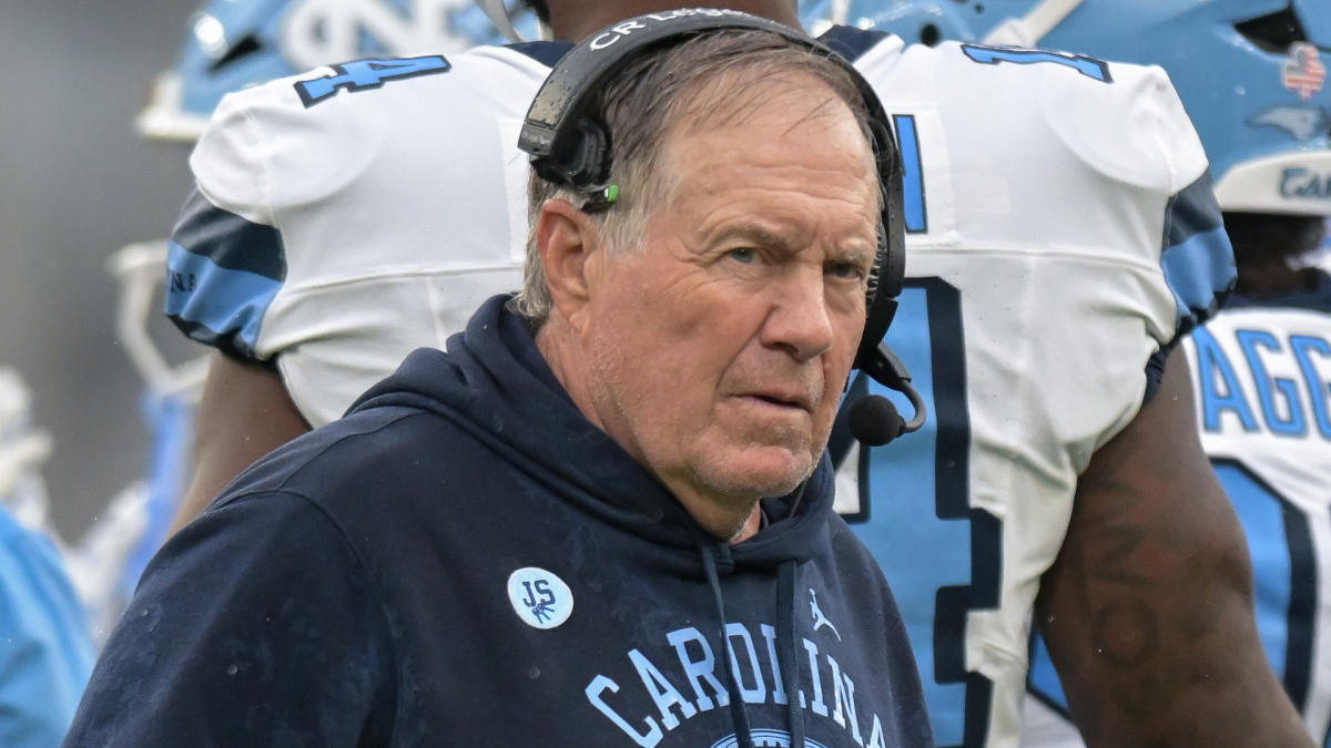 Bill Belichick joins Giants' 1986 reunion following North Carolina's loss to Notre Dame