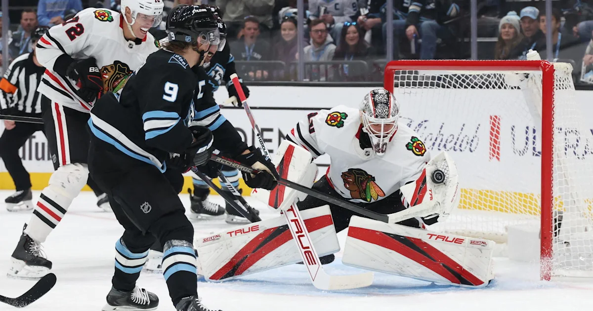 Blackhawks require significant defensive changes after 6-0 loss to Mammoth