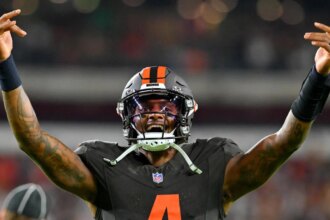 Browns beat Steelers and Aaron Rodgers for third straight win; Braves advance in MLB playoffs