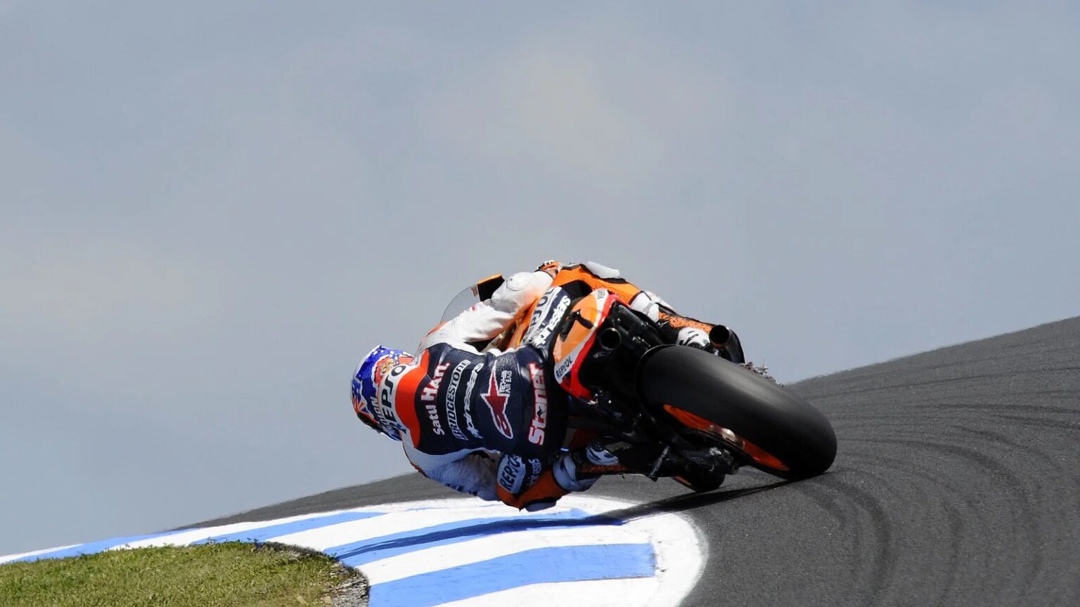 Casey Stoner fighting to restore Phillip Island on MotoGP calendar after Adelaide switch