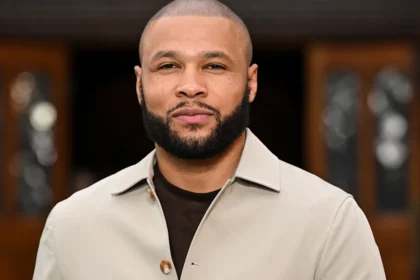 Chris Eubank Jr apologises and retracts comments on Robert Smith and Eddie Hearn
