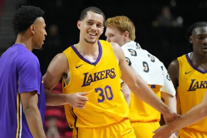 Chris Mañon ‘fantastic’ in Lakers training camp practice