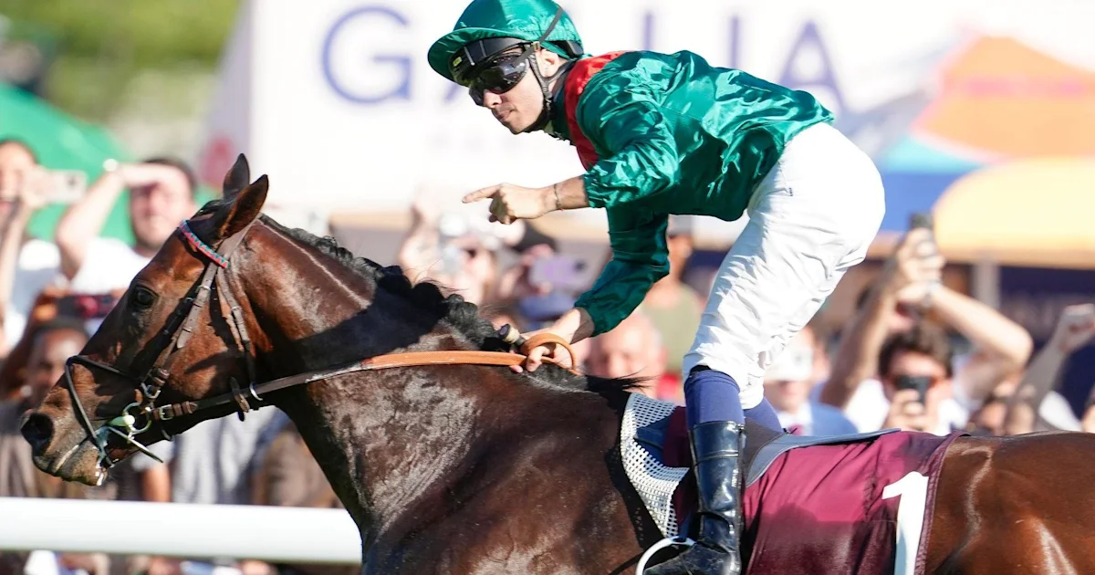 Daryz claims rare back-to-back success in the Arc