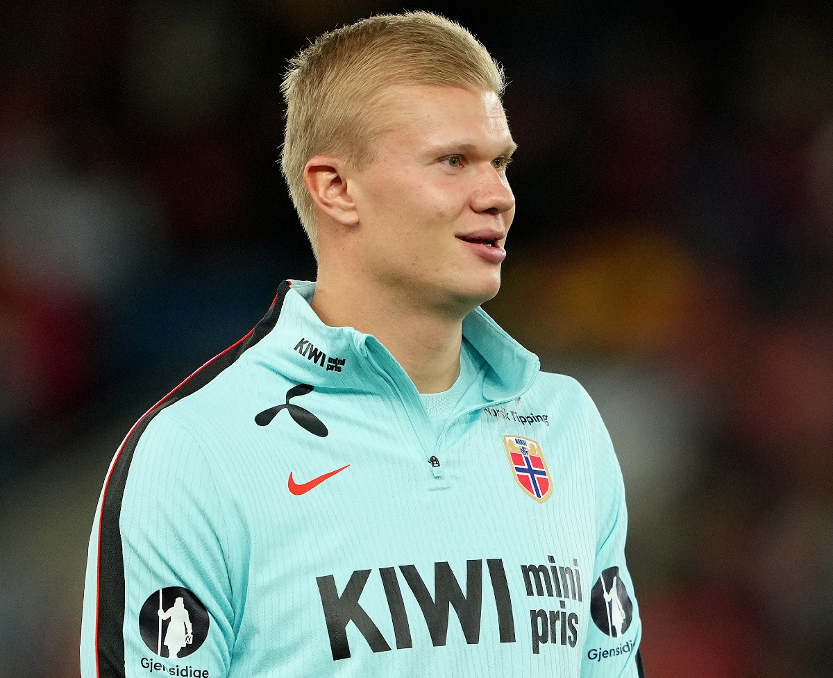 Arsenal and Barcelona emerge as potential destinations for 26-year-old superstar