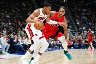 Giannis Antetokounmpo scores 9 points, 7 assists in Heat debut, rests second half