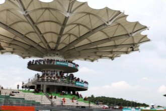 How to Watch the F1 Bahrain Grand Prix in Malaysia