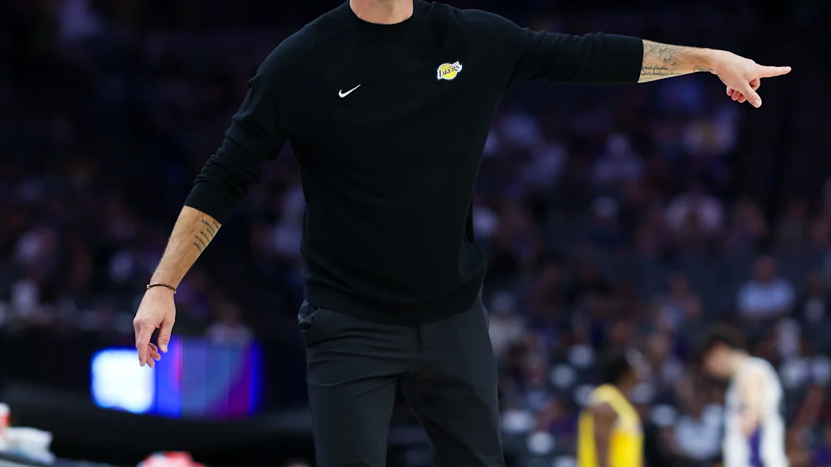 JJ Redick reflects on growth in third year as Lakers head coach